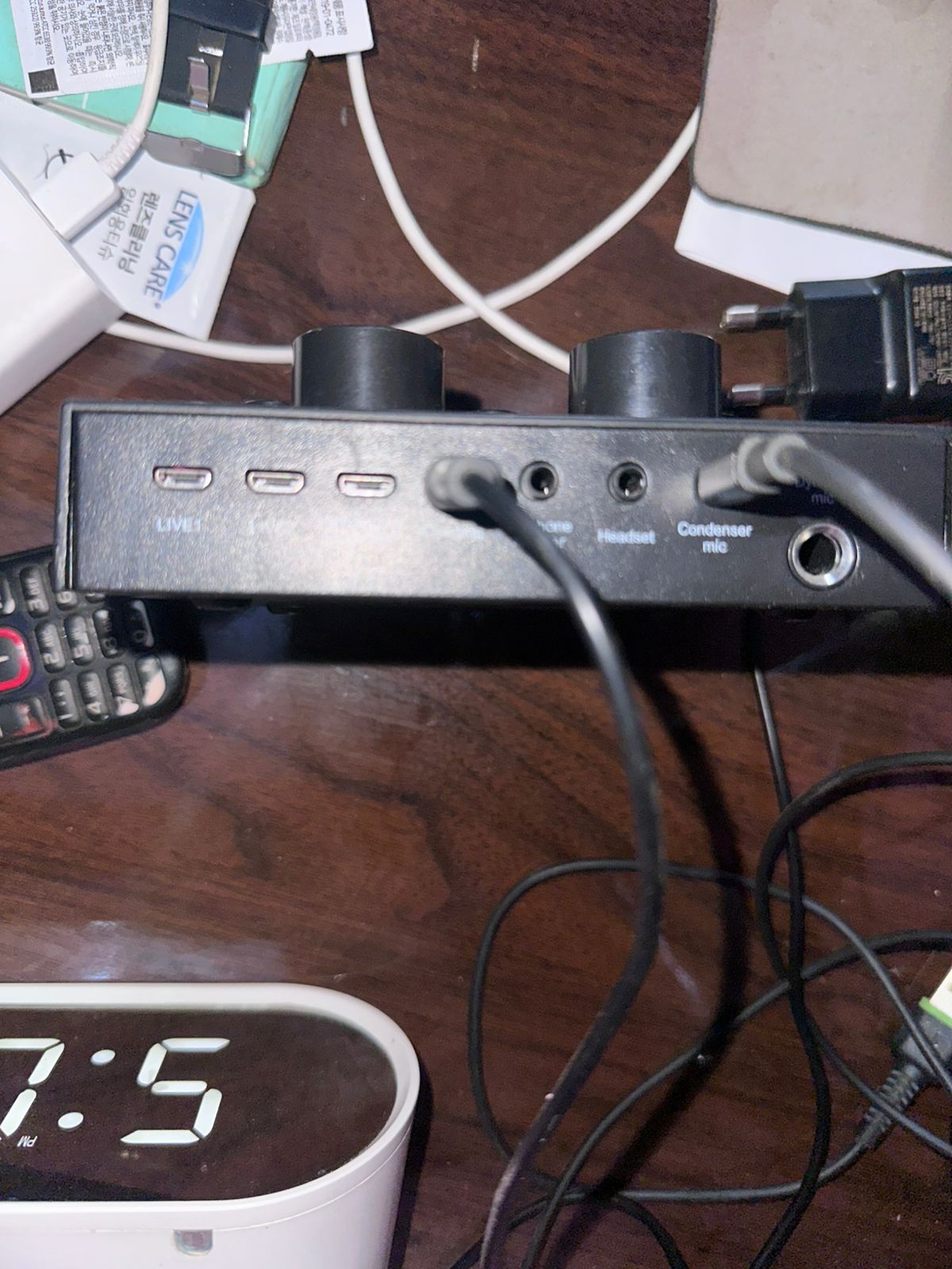 V8 Live Sound Card with mic